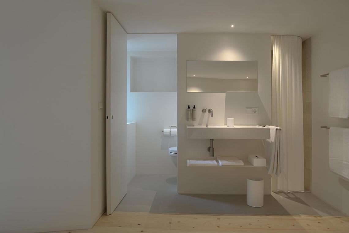 Bar10Zimmer Dornbirn Buitenkant foto